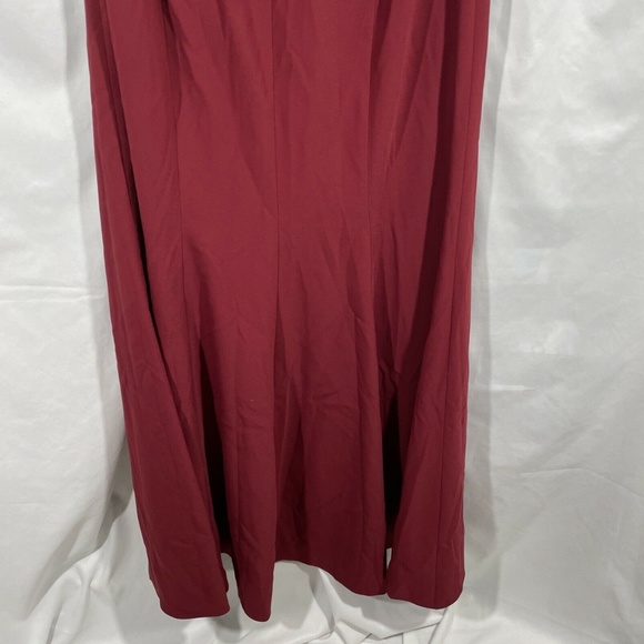 NEW Dessy Collection [ 14 ] Off Shoulder Crossback‎ Gown in Burgundy - Picture 12 of 12